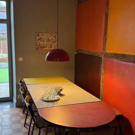 L' Ecole *