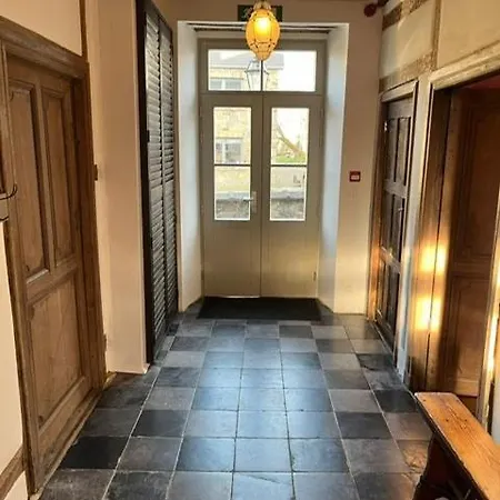 L' Ecole Dom wakacyjny *